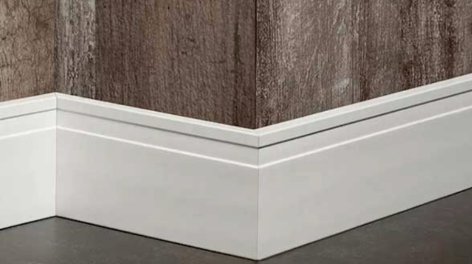Zócalos de PVC en obra